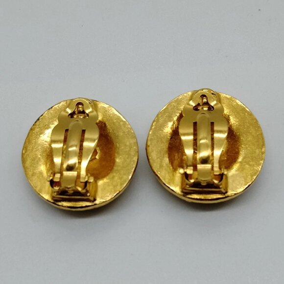 Authentic Chanel Earring Gold 94 A mn520-120325 - Picture 7 of 9